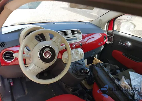 2012 Fiat 500 Pop z USA, uszkodzony, nr VIN 3C3CFFAR2CT233790